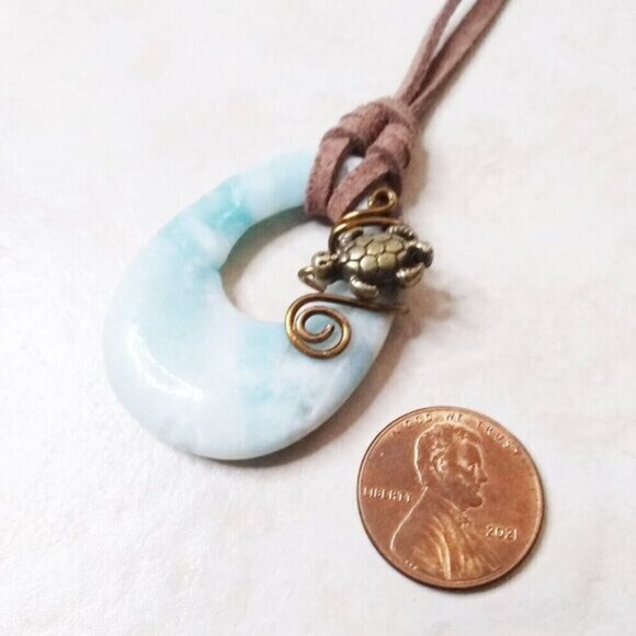 Gorgeous Wire Wrapped Sea Turtle Pendant + Vegan Suede Cord - Possibly Larimar! - Picture 4 of 10